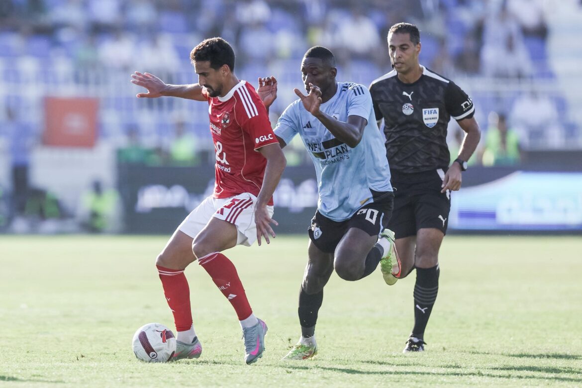 الاهلي وغزل المحله الاهلي وغزل المحله