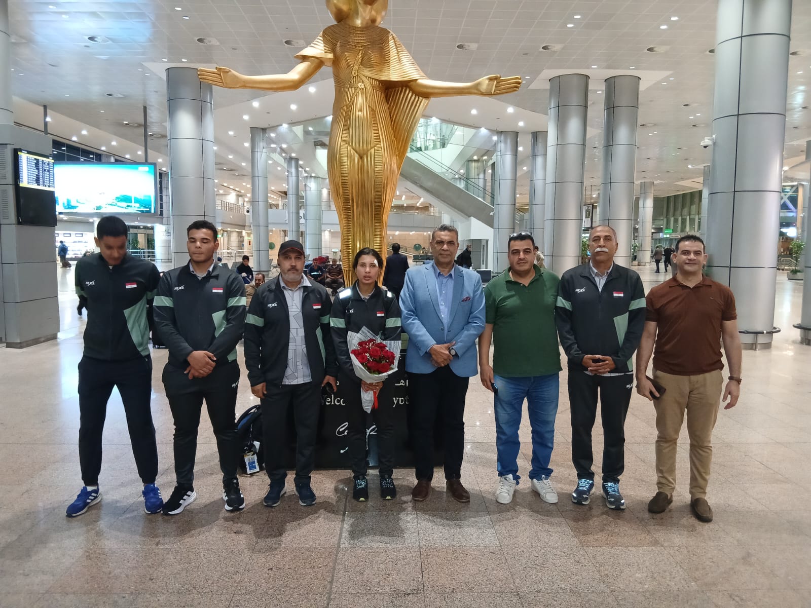 اتحاد الدراجات يستقبل بعثة المنتخب بالورود بعد العودة من المشاركة في بطولة العالم بتشيلي