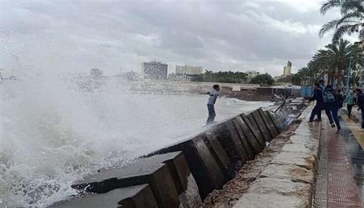 نوة الفيضة الكبرى تضرب الإسكندرية 6 أيام.. طوارئ شاملة وتحذيرات رسمية