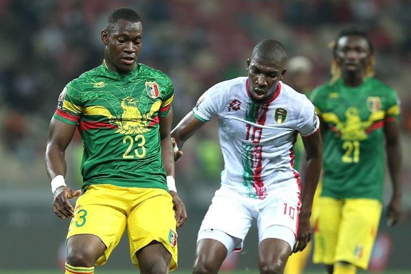 أليو ديانج منتخب مالي