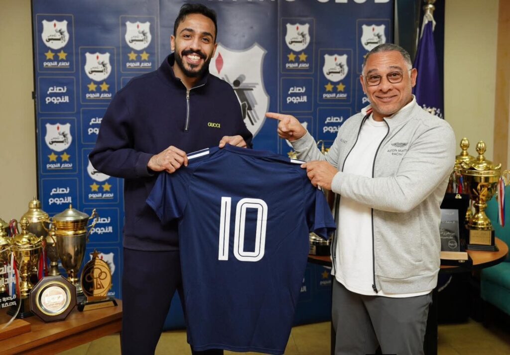 محمود كهرباء لاعب نادي إنبي