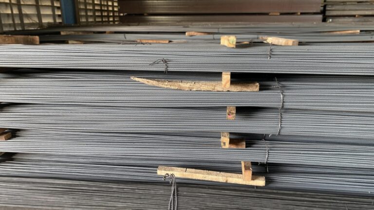 سعر طن الحديد للمستهلك اليوم السبت 14 مارس 2026 في مصر