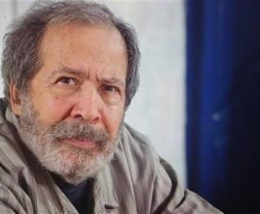 بعد إصابته بجلطةبالمخ.. زوجةسامي عبدالحليم ترد على تكفل خالد النبوي