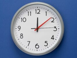 توحيد الساعةوجدل برلماني حول إلغاء التوقيت الشتوي..شارك برأيك مع أم ضد