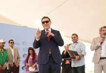 مدحت شلبي يشارك في دعم أطفال التوحد خلال احتفالية كبرى