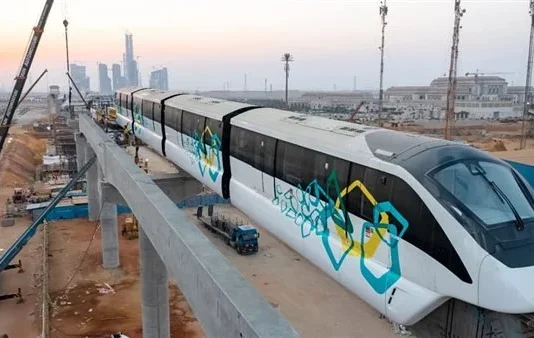 مونوريل غرب النيل/ 13 محطة من أكتوبر لوادي النيل.. موعد الافتتاح وسعر التذكرة الرسمي